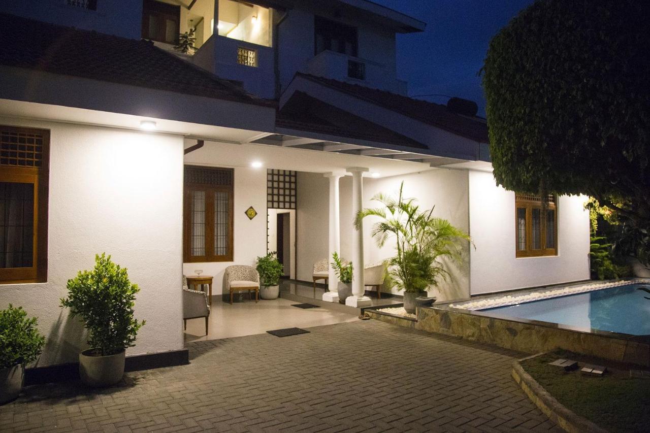Bed and Breakfast Suriya Arana Negombo Exterior foto