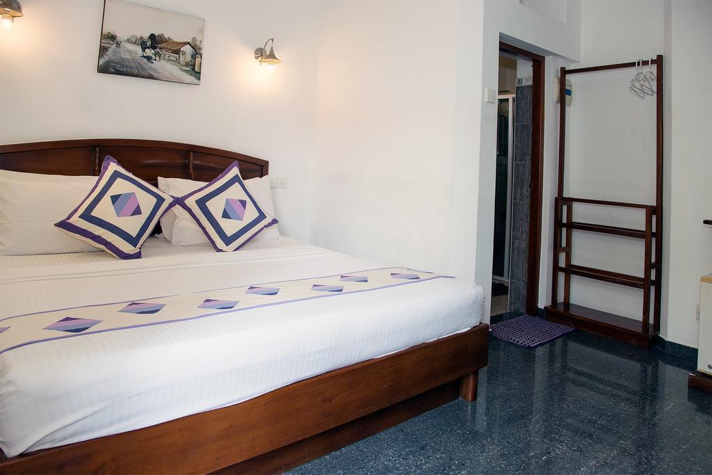 Bed and Breakfast Suriya Arana Negombo Exterior foto