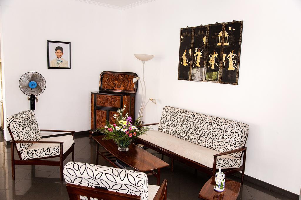 Bed and Breakfast Suriya Arana Negombo Exterior foto