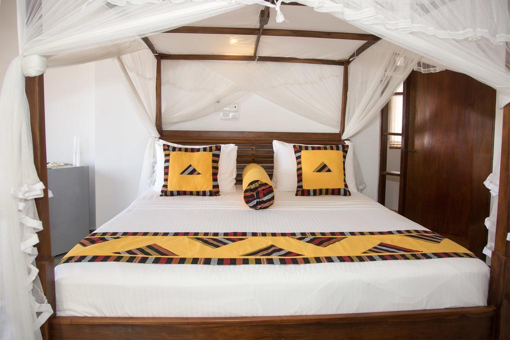 Bed and Breakfast Suriya Arana Negombo Exterior foto